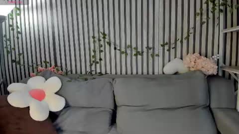 Snapshot of betty_brock chatting on 06/25/26, 01:27 Betty online show from 06/25/26, 01:27