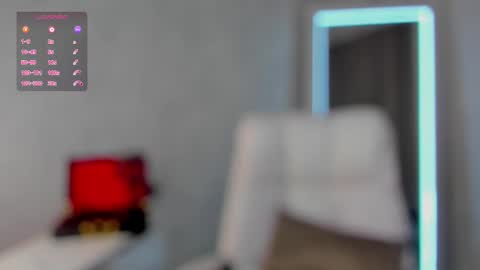 Snapshot of betty_nicolsson chatting on 09/30/25, 10:42 Eva online show from 09/30/25, 10:42