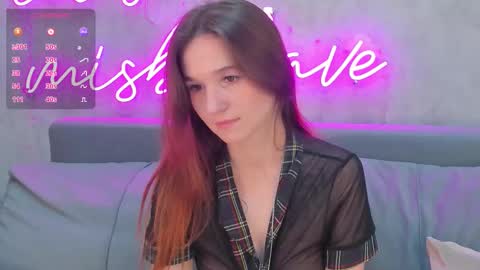 Snapshot of betty_nicolsson chatting on 11/13/25, 10:58 Eva online show from 11/13/25, 10:58