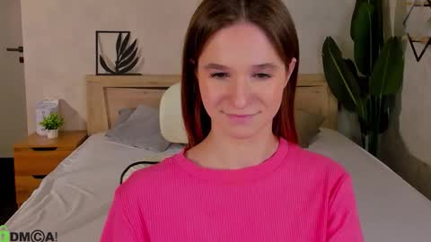 Snapshot of betty_nicolsson chatting on 11/15/25, 10:01 Eva online show from 11/15/25, 10:01