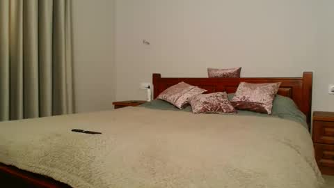 betty_sw online show from 02/14/25, 12:03