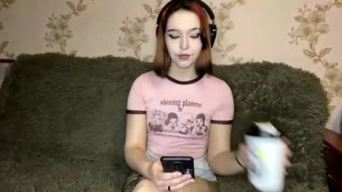 Snapshot of bettyemaixner chatting on 04/14/26, 03:51 Tessa online show from 04/14/26, 03:51