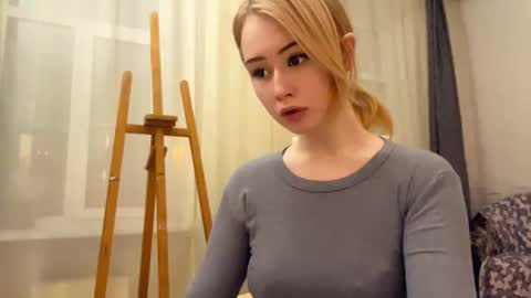 Hinata online show from 02/14/26, 12:02