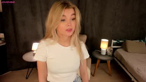 Maddie online show from 12/19/24, 03:41