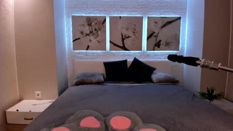 Betty online show from 10/19/25, 08:31