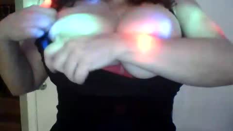 Snapshot of bettysmoke chatting on 03/09/25, 04:38 Betty Smoke online show from 03/09/25, 04:38