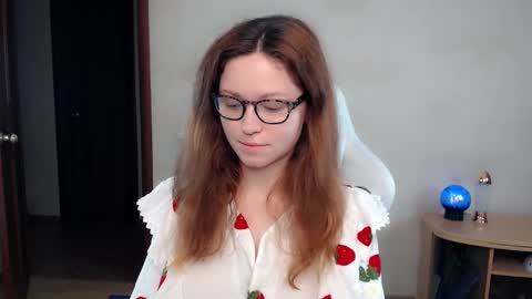 Snapshot of bettystar_ chatting on 01/29/25, 08:14 Betty online show from 01/29/25, 08:14