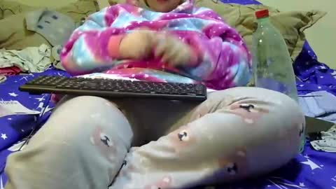 Snapshot of bety25 chatting on 01/10/25, 09:53 bety25 online show from 01/10/25, 09:53