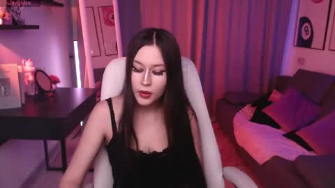 Katie online show from 06/08/26, 07:42