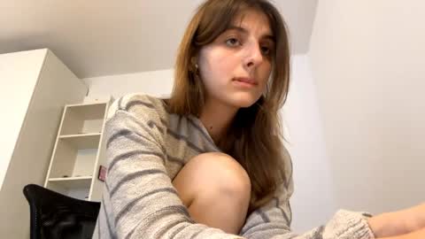 Lina online show from 05/28/26, 05:21