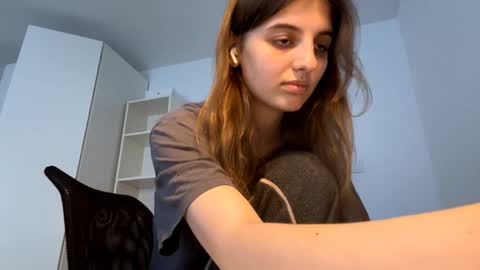 Lina online show from 06/02/26, 05:48
