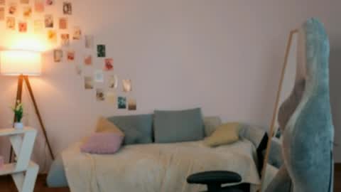 Lilly online show from 04/04/26, 06:55