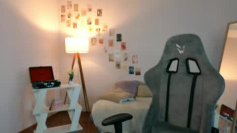 Lilly online show from 04/13/26, 09:26