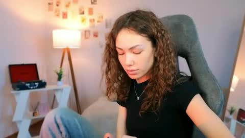 Lilly online show from 04/16/26, 10:27