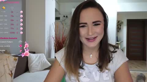   BeyonceDoll       Twitter DollBeyonce    online show from 01/13/26, 07:08