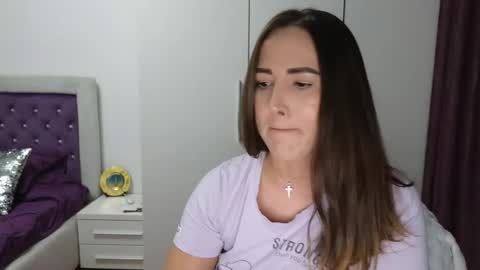   BeyonceDoll       Twitter DollBeyonce    online show from 03/17/26, 07:06