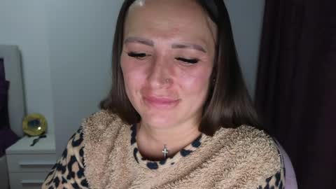   BeyonceDoll       Twitter DollBeyonce    online show from 04/10/26, 09:41