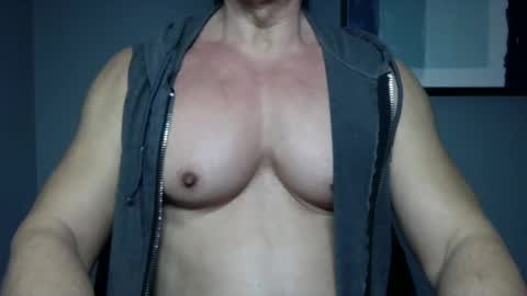 Snapshot of bgdkmuscleguy chatting on 01/06/25, 04:04 BGDKMUSCLEGUY - SELECTED BY CHATURBATE AS A TOP BROADCASTER FOR 2023 online show from 01/06/25, 04:04