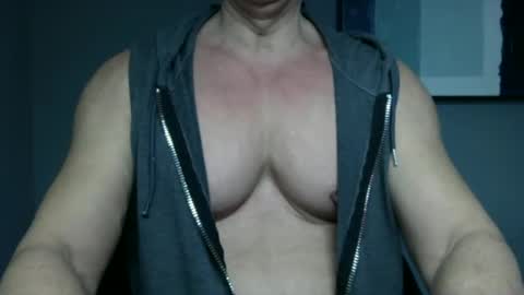 Snapshot of bgdkmuscleguy chatting on 01/06/25, 04:34 BGDKMUSCLEGUY - SELECTED BY CHATURBATE AS A TOP BROADCASTER FOR 2023 online show from 01/06/25, 04:34