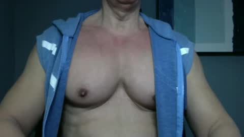 Snapshot of bgdkmuscleguy chatting on 01/20/25, 06:43 BGDKMUSCLEGUY - SELECTED BY CHATURBATE AS A TOP BROADCASTER FOR 2023 online show from 01/20/25, 06:43