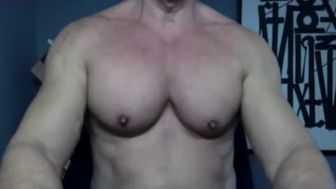 BGDKMUSCLEGUY - SELECTED BY CHATURBATE AS A TOP BROADCASTER FOR 2023 online show from 04/09/26, 06:57