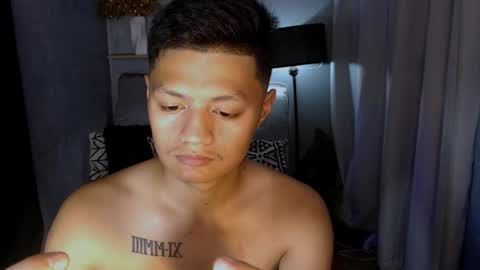 bhillrhey121103 online show from 04/26/26, 10:46