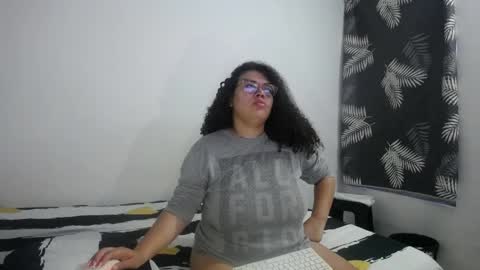 Bianca Tuesday to Sunday from 2am to 6am UTC-5 online show from 04/01/26, 10:49