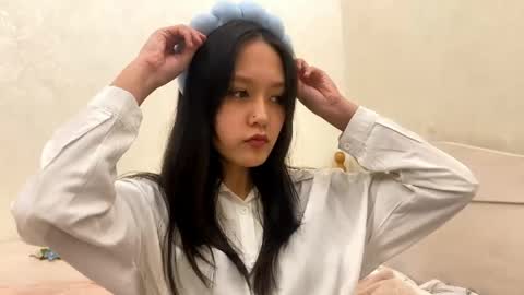 Snapshot of biancahuret chatting on 03/23/26, 03:27 Aya online show from 03/23/26, 03:27