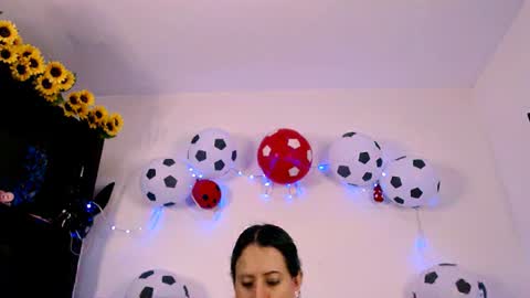 Snapshot of biancamirage1 chatting on 07/15/26, 05:18 Bianca Mirage online show from 07/15/26, 05:18