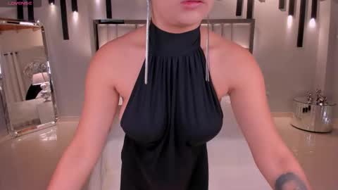 Bianca Pierce online show from 11/24/25, 12:16