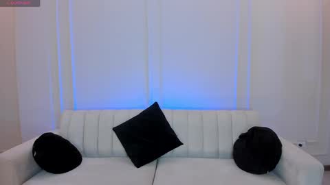 Bianca Pierce online show from 05/18/26, 12:11