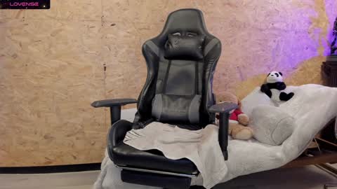 Biancastrong.. IGThebiancastrong online show from 01/16/25, 08:43