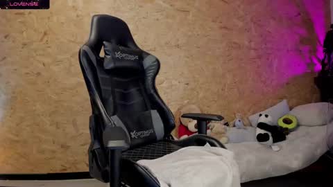 Biancastrong.. IGThebiancastrong online show from 02/21/25, 02:28