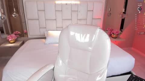 Hi Im Bianca online show from 11/27/25, 04:03