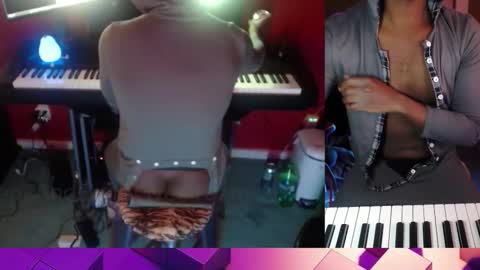 BicepsandFrot online show from 01/13/26, 03:56