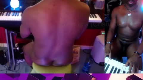 BicepsandFrot online show from 02/15/26, 07:51