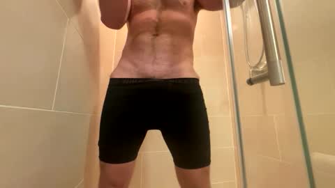 Snapshot of bicuriousbigdick chatting on 03/25/26, 10:54 bicuriousbigdick online show from 03/25/26, 10:54