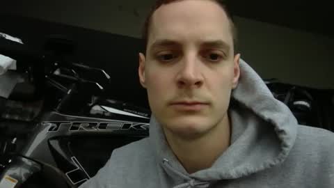 Snapshot of bicyclesocks chatting on 04/12/26, 02:22 bicyclesocks online show from 04/12/26, 02:22