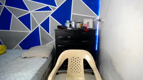 big_black11 online show from 03/09/25, 04:11