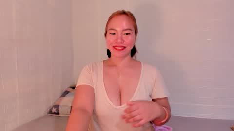 Snapshot of big_buttasian chatting on 02/03/26, 02:53 Grace - online show from 02/03/26, 02:53