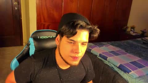 Snapshot of big_cockjughead chatting on 11/27/25, 07:38 Logan Sprouse online show from 11/27/25, 07:38