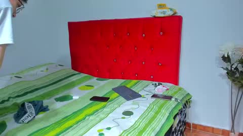 john and cris online show from 02/24/25, 02:51