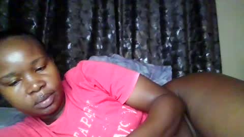 Snapshot of big_diva chatting on 06/22/26, 03:25 big_diva online show from 06/22/26, 03:25