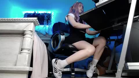 Lava online show from 02/10/25, 07:49