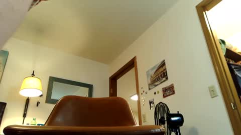 Snapshot of big_mack_daddy chatting on 11/16/25, 02:11 big_mack_daddy online show from 11/16/25, 02:11