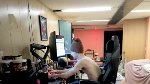 Snapshot of big_man_jonathan chatting on 01/07/26, 12:02 big_man_jonathan online show from 01/07/26, 12:02