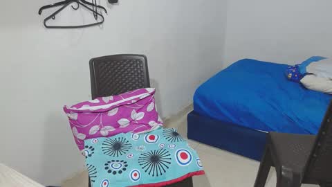 Snapshot of big_small_horny chatting on 02/23/25, 09:26 Milena And Luz online show from 02/23/25, 09:26