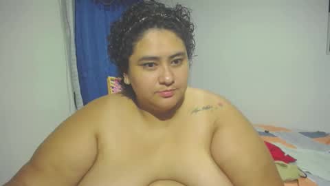 Snapshot of big_small_horny chatting on 09/20/25, 02:01 Milena And Luz online show from 09/20/25, 02:01