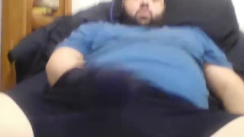 Snapshot of bigbear3287 chatting on 02/26/25, 04:36 Liam online show from 02/26/25, 04:36