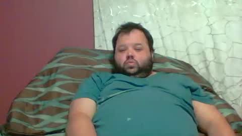 Snapshot of bigbear3287 chatting on 11/21/25, 07:18 Liam online show from 11/21/25, 07:18